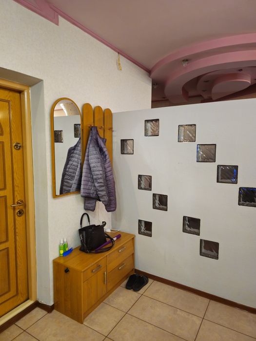 Продам квартиру 60м, пр.Гагарина,43