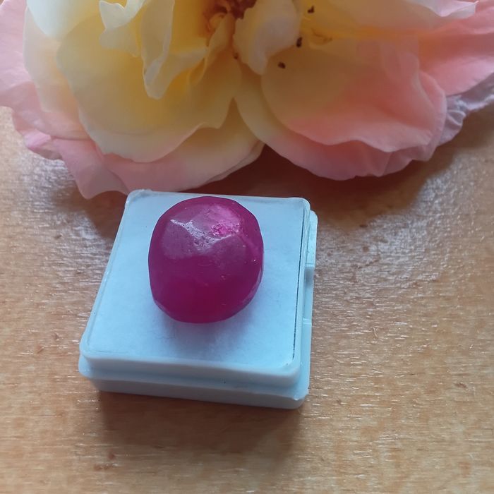 Lindo Ruby Natural Certificada à Venda