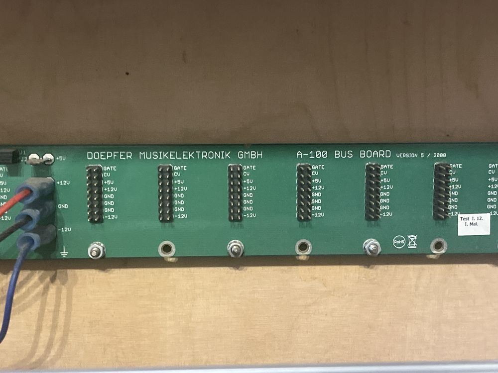 Sintetizador Modular Doepfer A-100 Eurorack Analógico e Digital