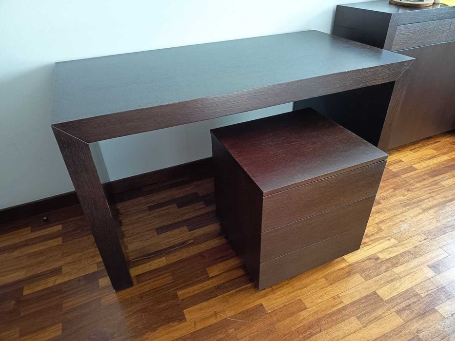 Secretária + módulo gavetas