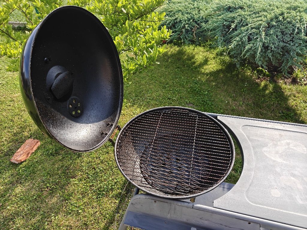 Grill węglowy okrągły z pokrywą
