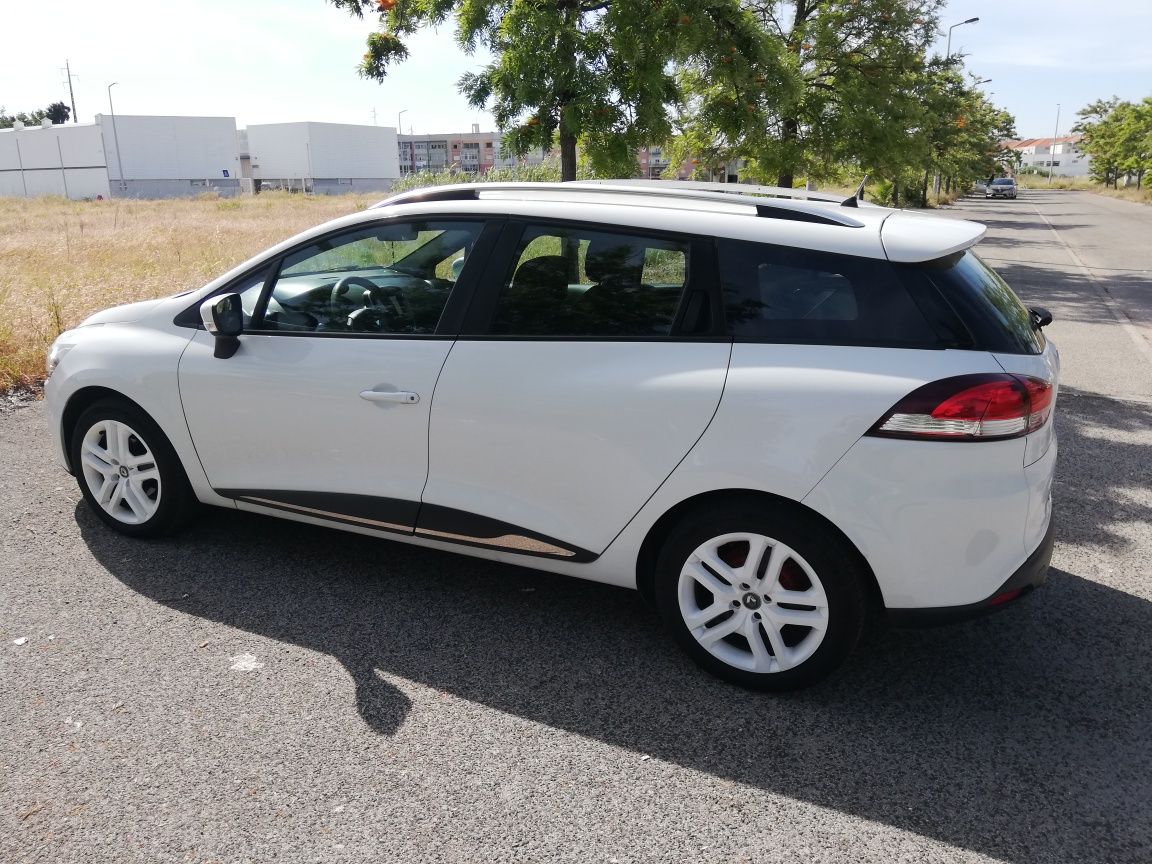 Renault clio lv sport tourer 1500 DCI