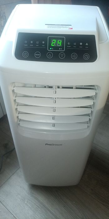 Klimatyzator mobilny na kółkach