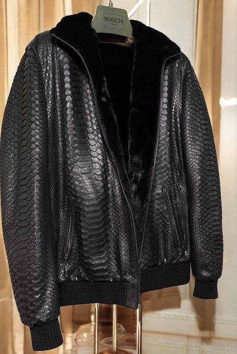 Куртка шуба  бомбер пітон з норкою р.46-48