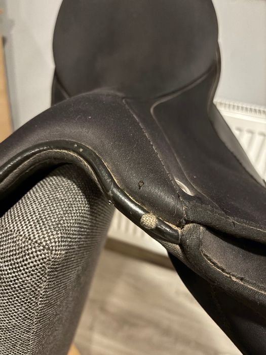 Syntetyczne wszechstronne siodło HORZE 17,5