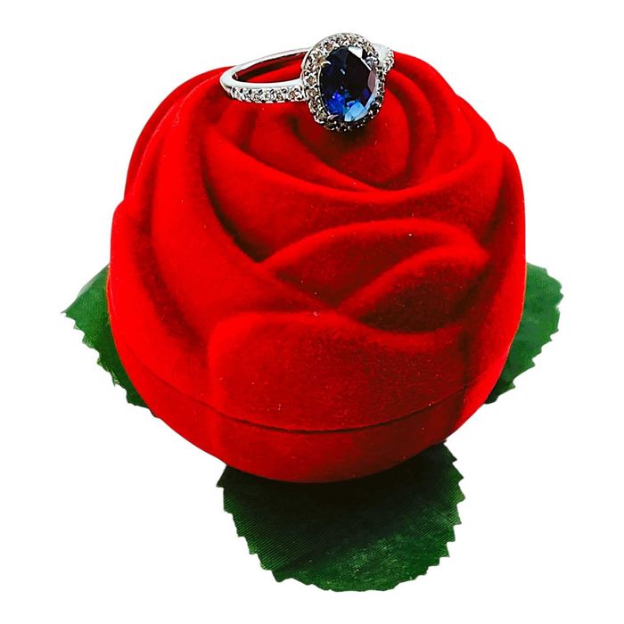 Przepiękny srebrny pierścionek z niebieskim oczkiem 3,30 925 R.18