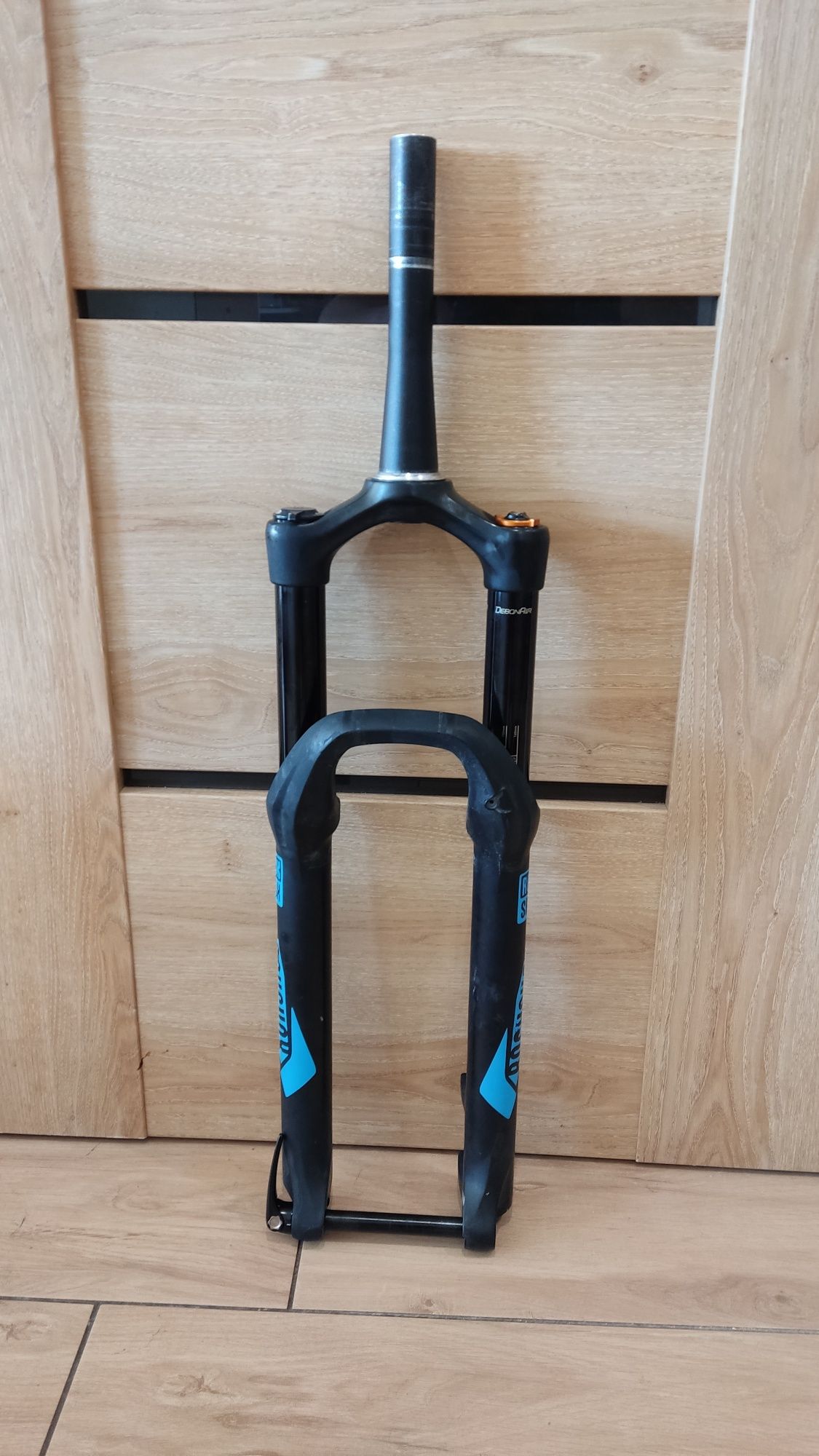 Rock shox lyrik rc 29 160mm boost tepered