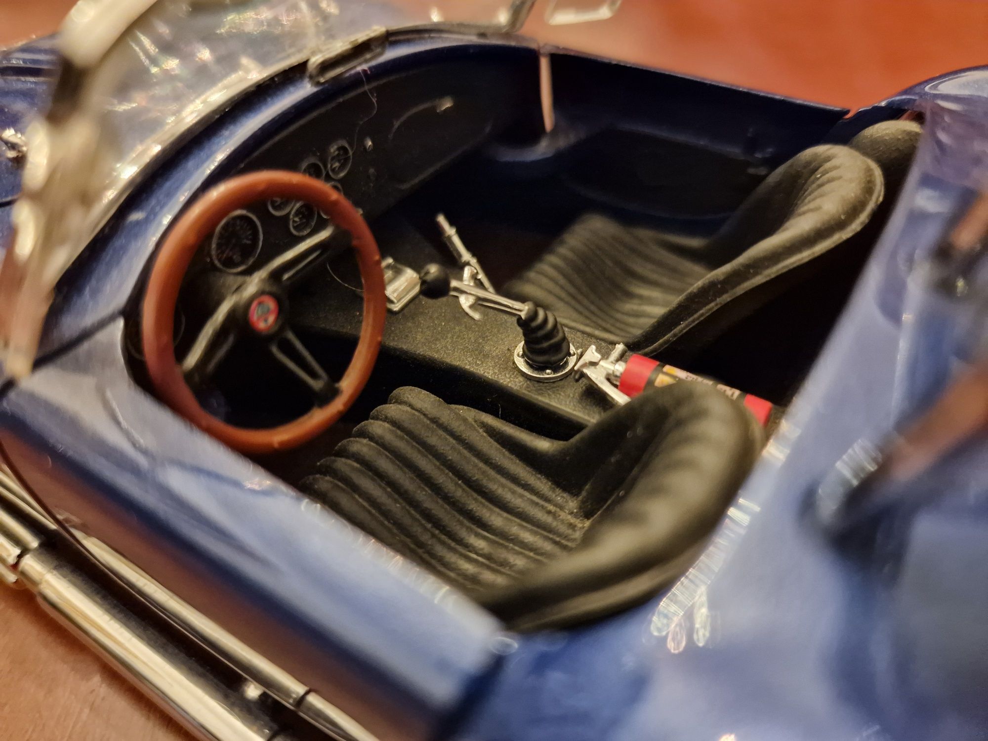 AC Cobra 427 1/18 marca Kyosho