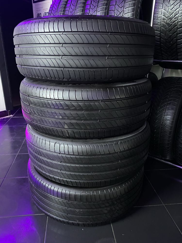 235/55/R19 Michelin Primacy 4