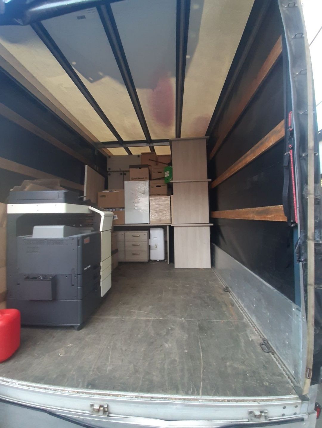 Przeprowadzki/ Usługi transportowe/Przeprowadzki firm Transport