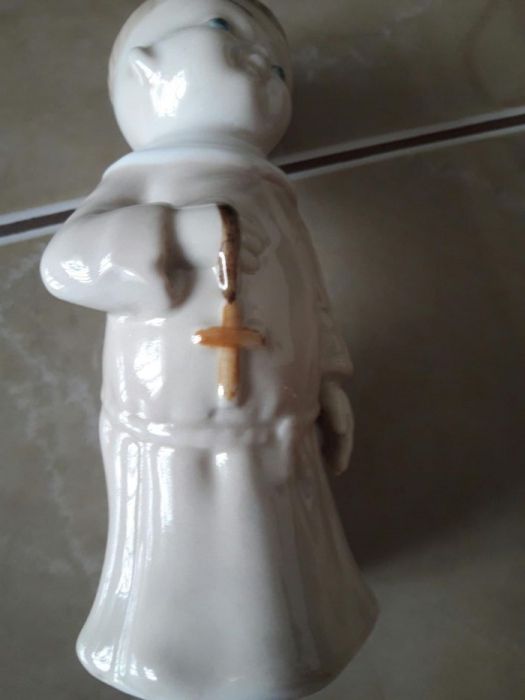 Figurka porcelanowa - mnich