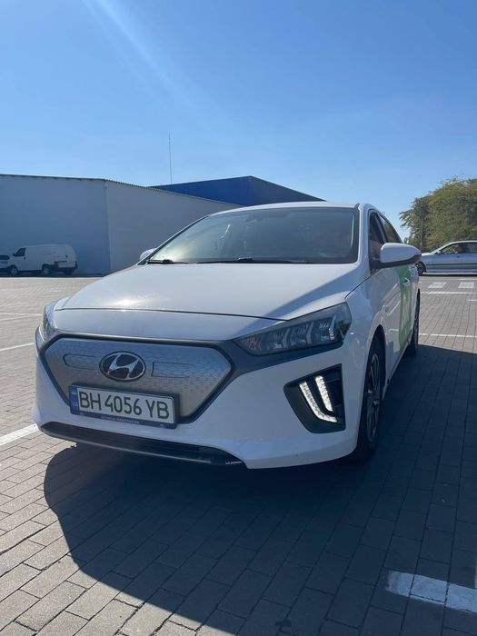 Hyundai IONIQ рест