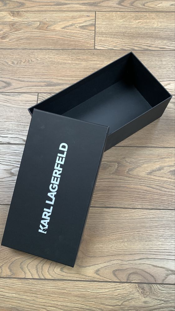 Pudełko po butach Karl Lagerfeld czarne