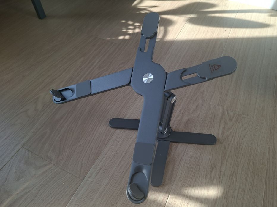 Подставка для ноутбука