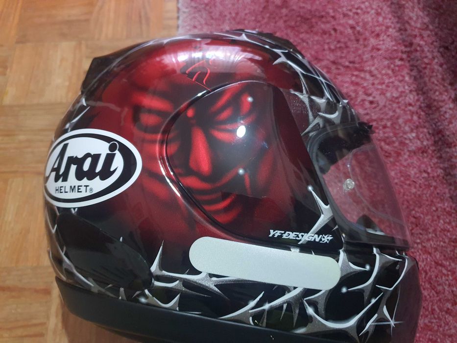 Capacete Arai Viper GT yf design tamanho S