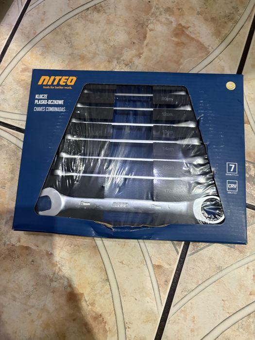 Niteo Zestaw kluczy plasko oczkowe grzechotka