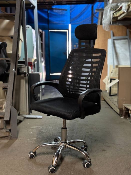 Ликвидация Офисная мебель Кресла стулья Крісла стільці Диваны