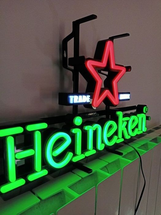 Rec Luminoso Heineken