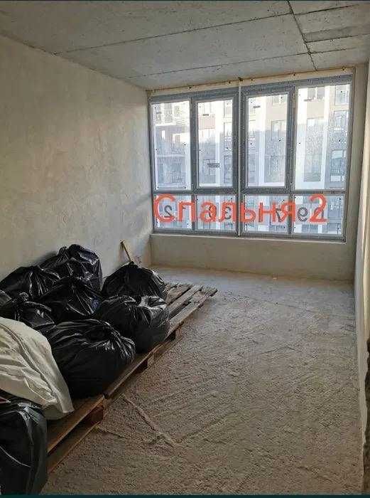 Продається 3 к.квартира - під ремонт! Паркова Алея