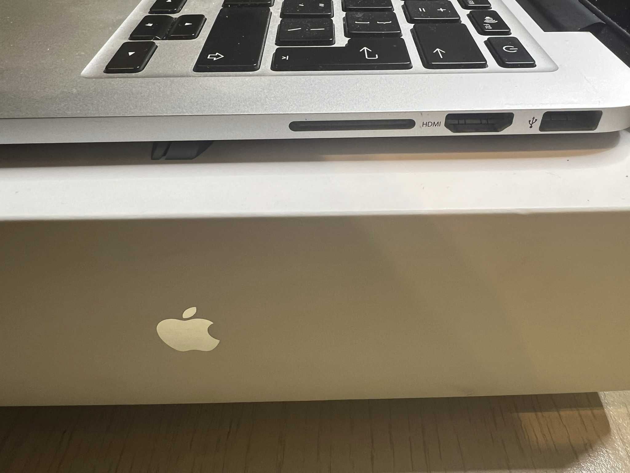 Apple MacBook Pro A1425 Intel Core i7 3GHz 8GB Ram 256GB SSD