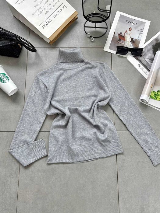 Жіночий трикотажний гольф з горлом гольфік з коміром