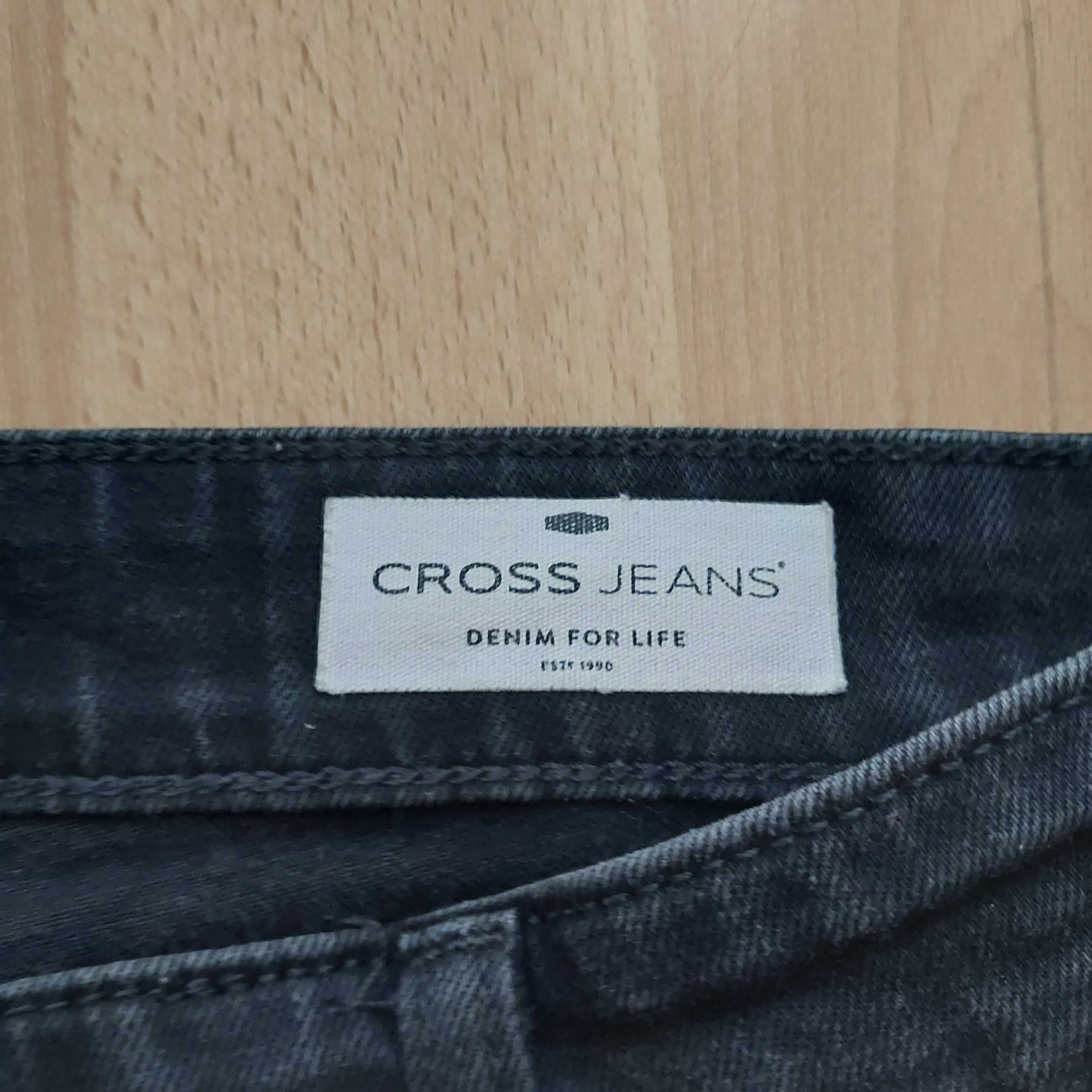 Damskie spodnie cross jeans