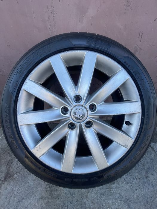 Диски з резиною 225/45R17