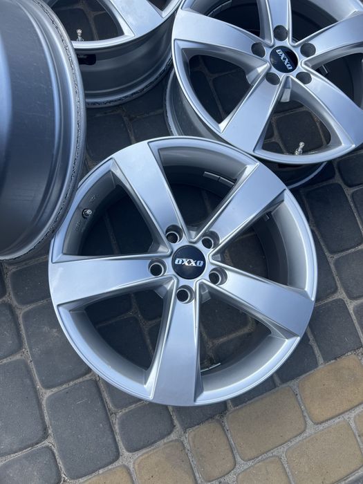 Диски легкосплавні 5х114,3 r17 et40 Trafic Megane Duster Qashqai