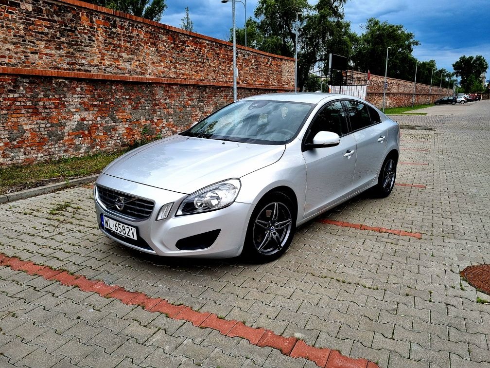 Volvo S60 2.0 136KM  2013 rok  Film