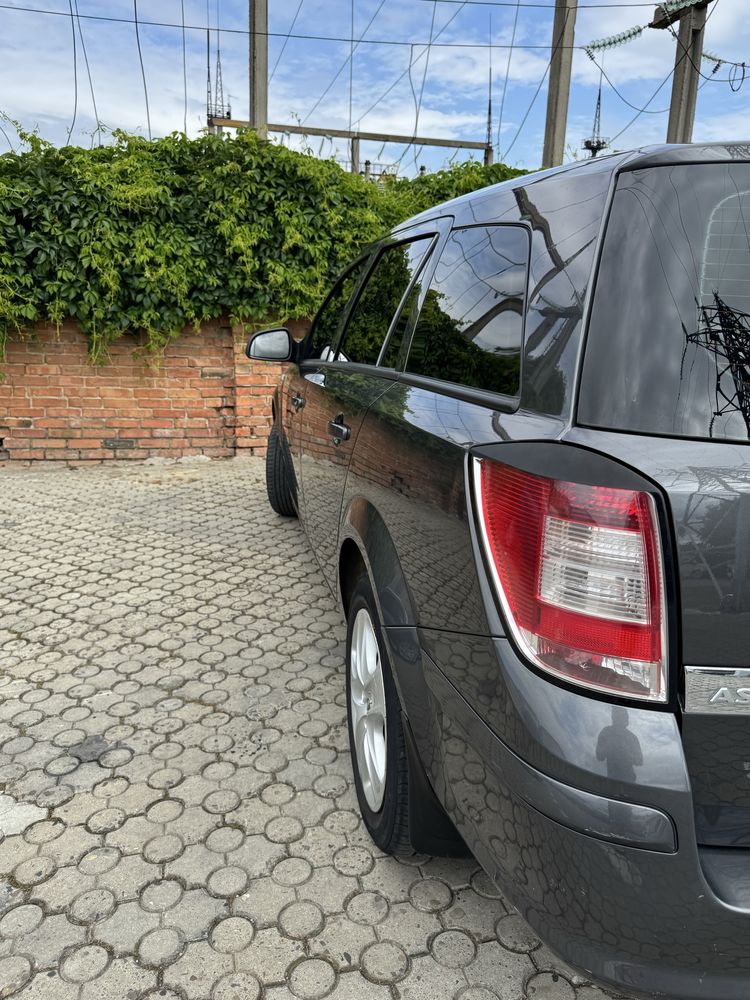 Opel Astra H 2012р