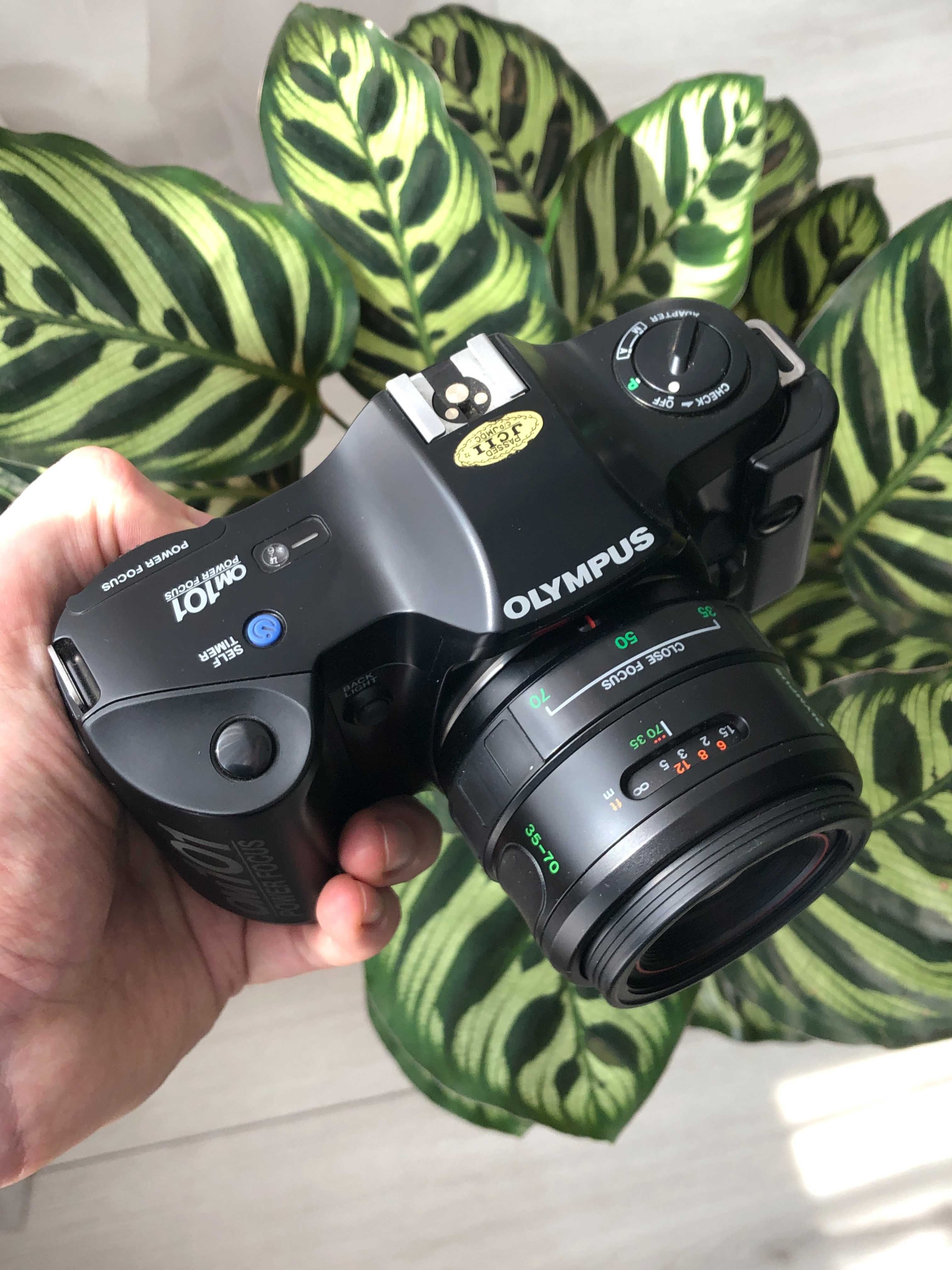 Фотокамера Olympus OM 101 з Обєктивом Olympus Zoom 35–70mm f/3.5–4.5