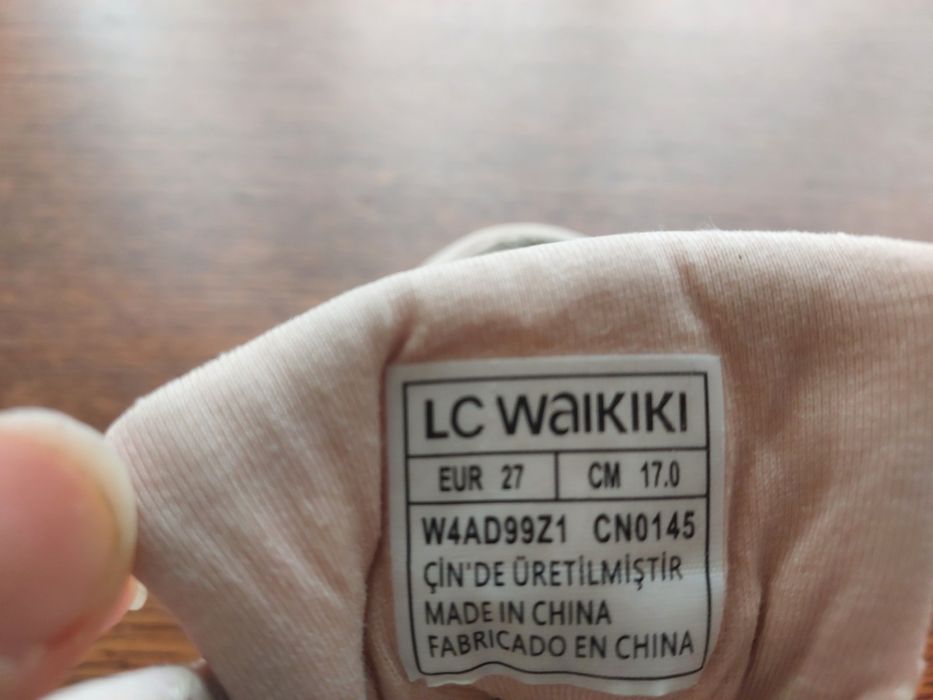 Черевики для дівчинки LC WAIKIKI. Р27