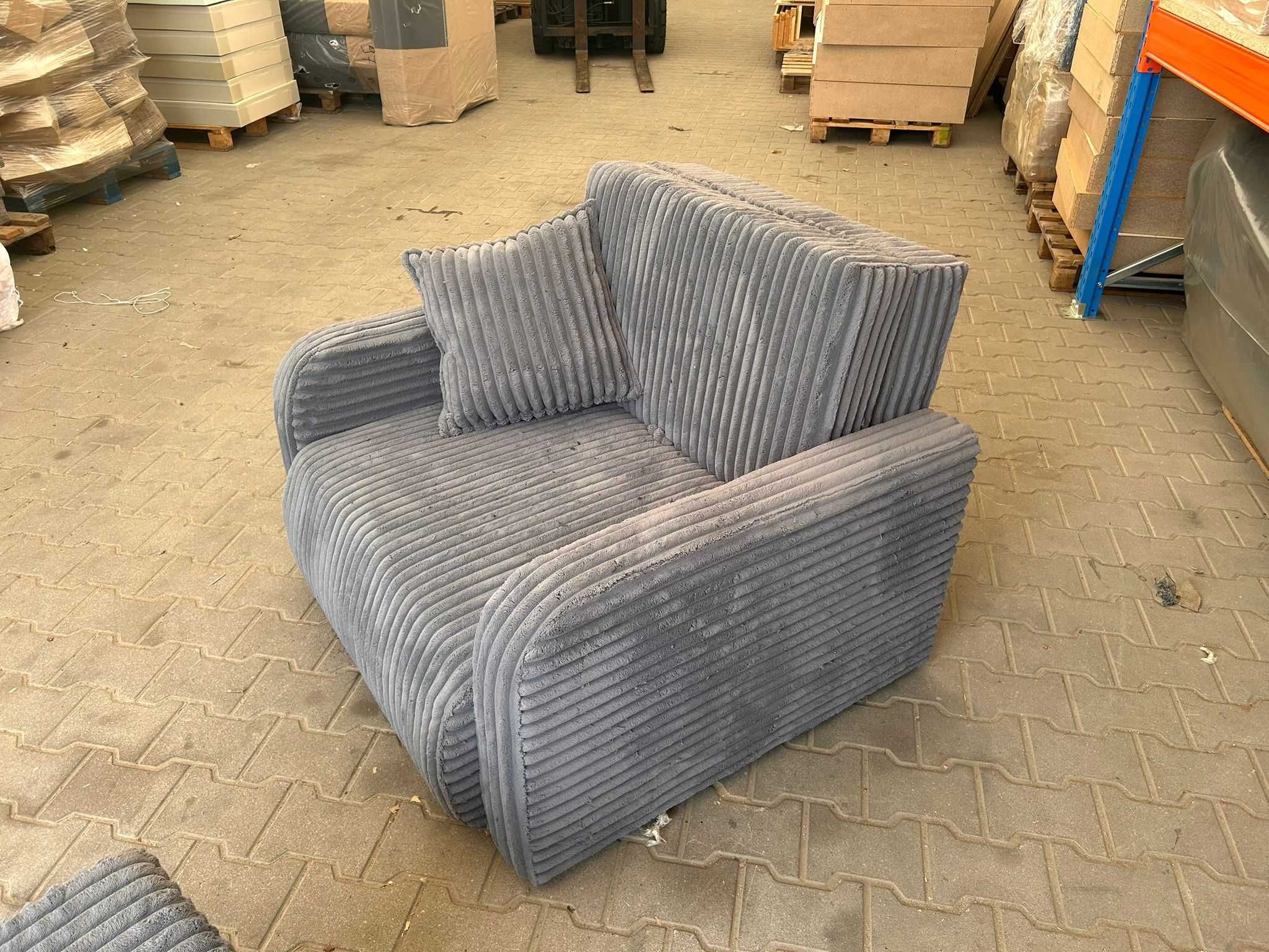 Mika 1 – jednoosobowa sofa z funkcją spania, szybka dostawa