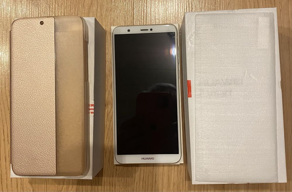 HUWAWEI P smart gold + etui + szklo