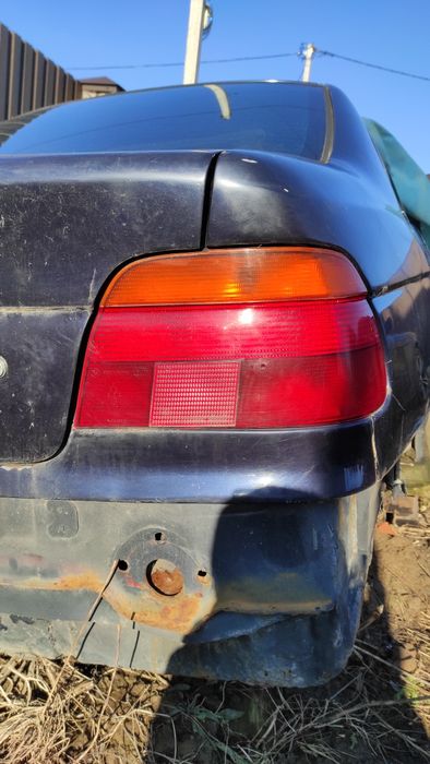 Задні фонарі BMW E39