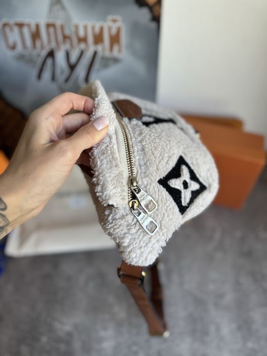 Бананка сумка жіноча луі вітон louis vuitton teddy меховая женская