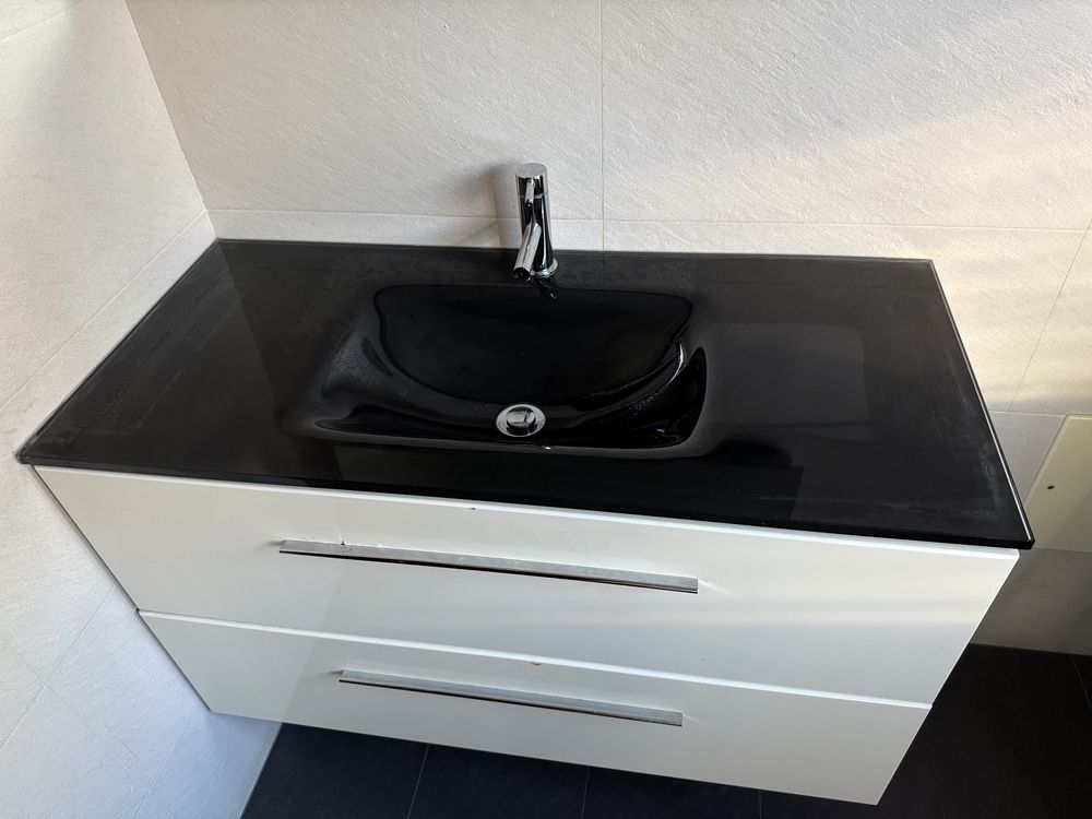 Móvel WC com lavatório