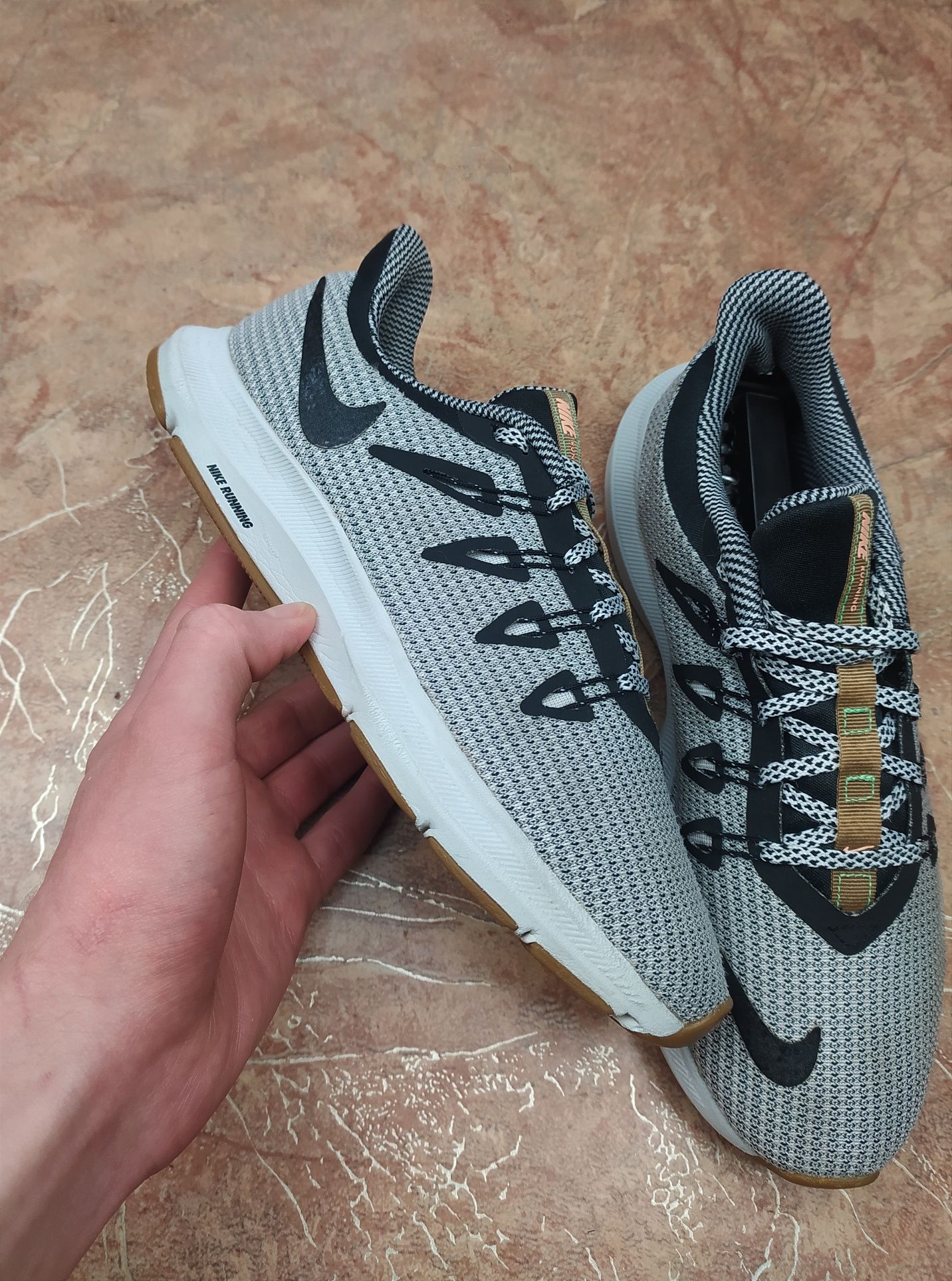 Оригінальні Nike Quest SE 40 р