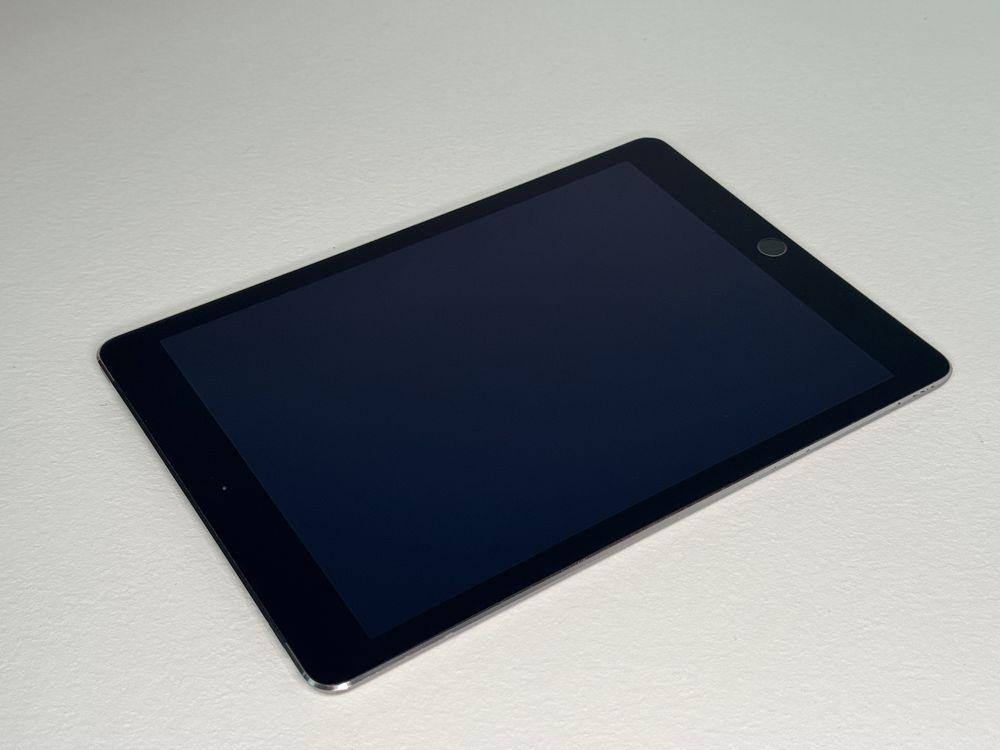 iPad Air 2 (A1567) 32GB - Cellular (LTE) - faktura VAT 23%