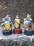 Conjunto de figuras de soldados medievais