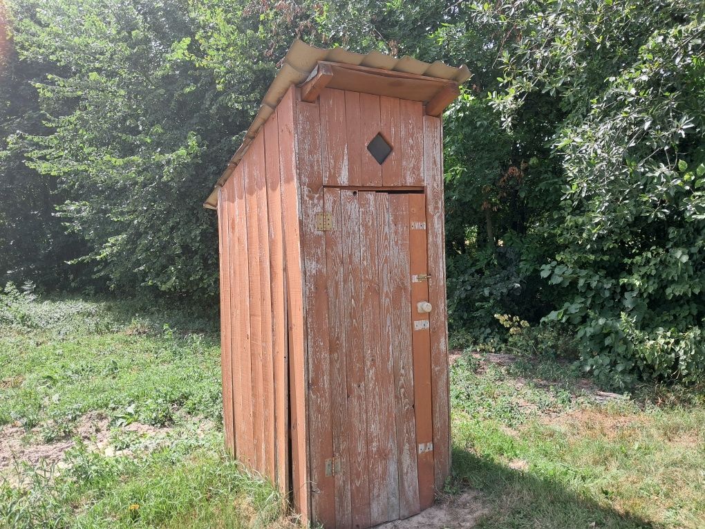 Wychodek na budowę / działkę
