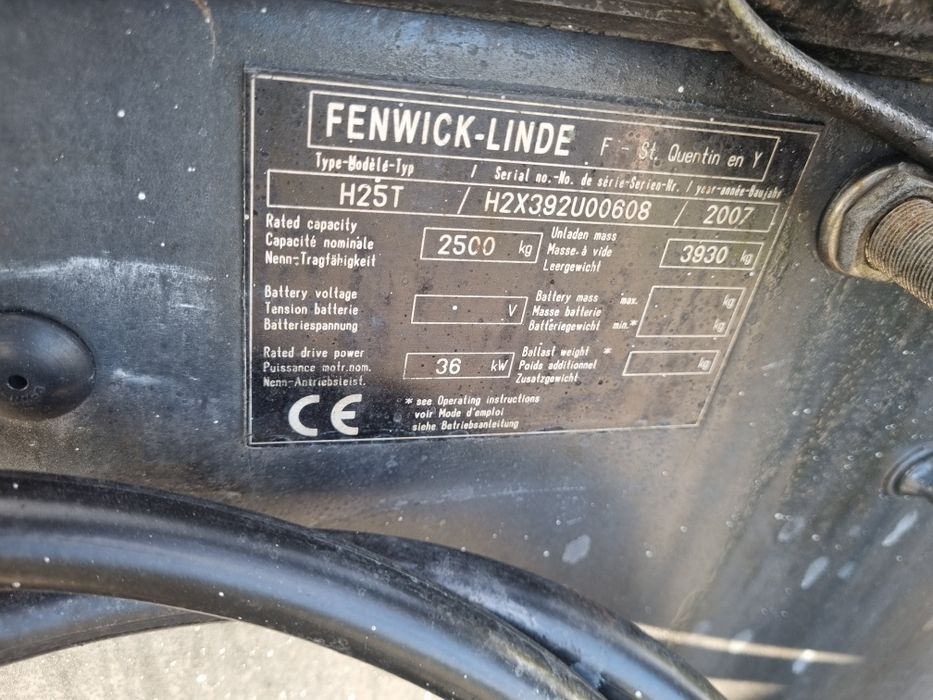 Linde H25T  Maszt 4.5m Kabina 4 Sekcje  wózek widłowy  (h20,h30)