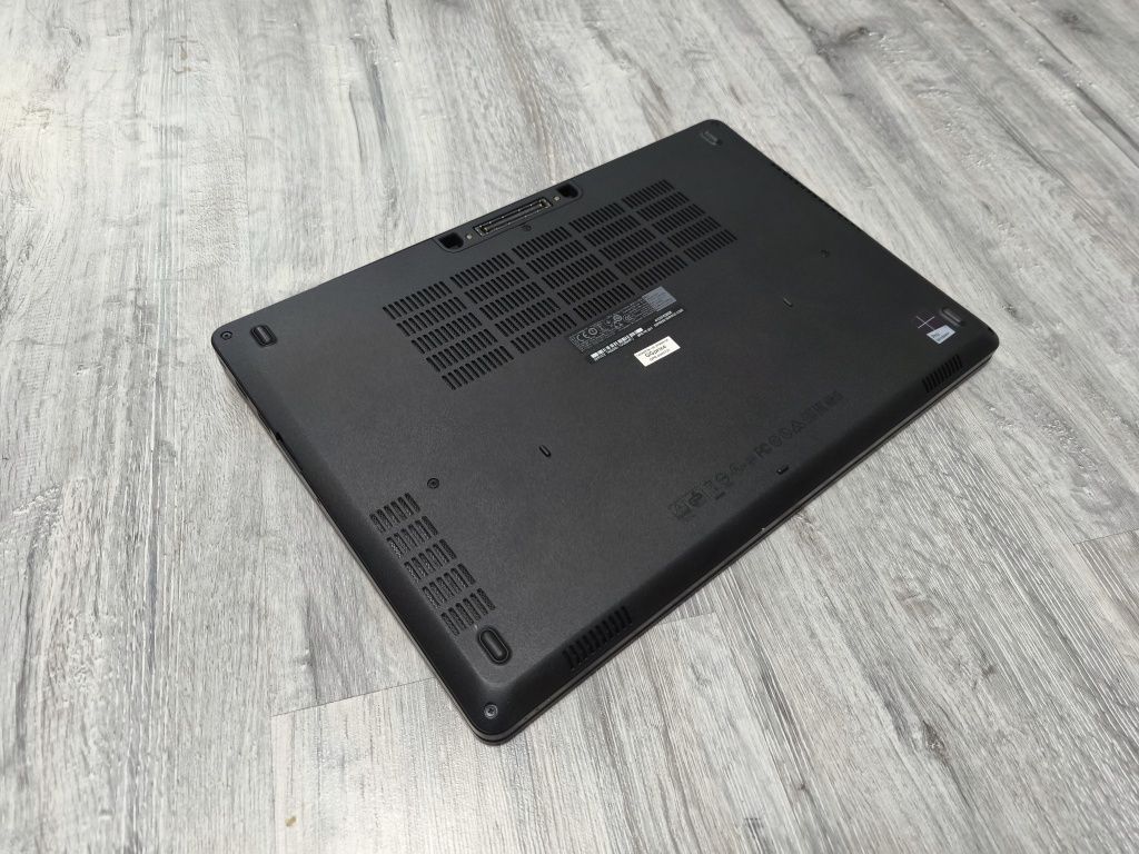 Мощний ноут i7+AMD/16GB/FullHD IPS/гарний стан/великий ноутбук