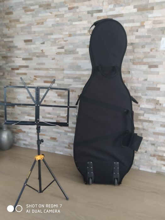 Estojo de violoncelo+ estante de partitura
