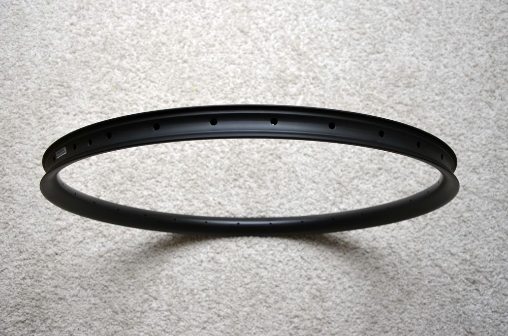 Obrecze karbonowe do DT Swiss Mavic 29  szer wewn 34mm OKAZJA GWAR