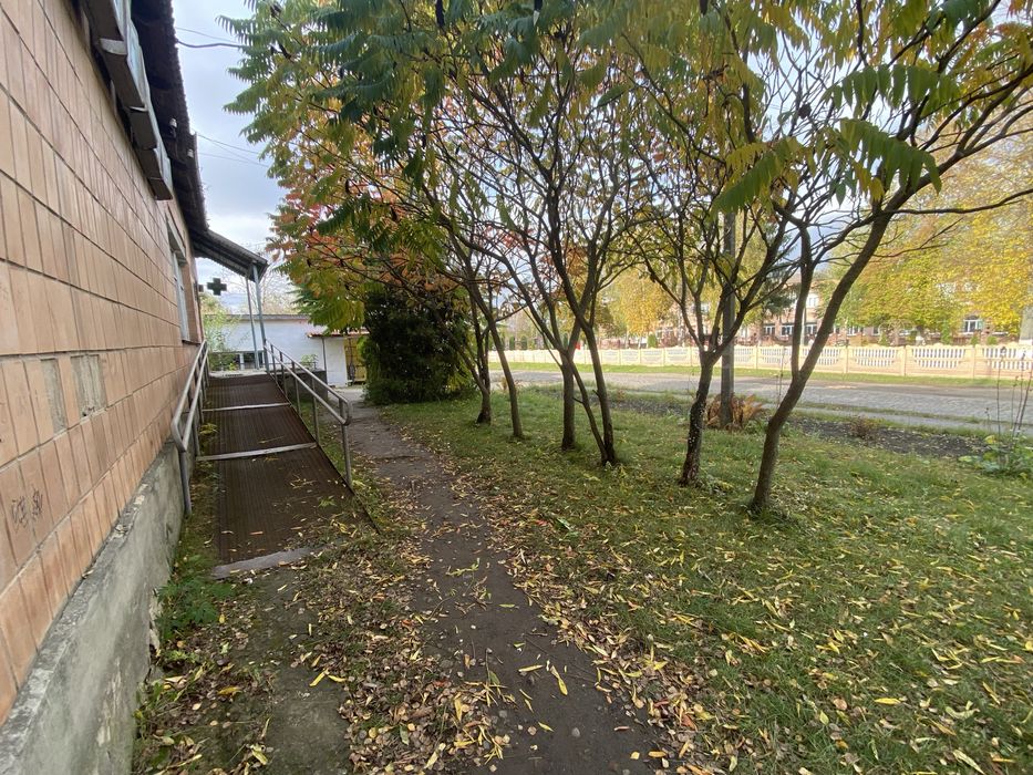 Продаж приміщення с В. Межиричі