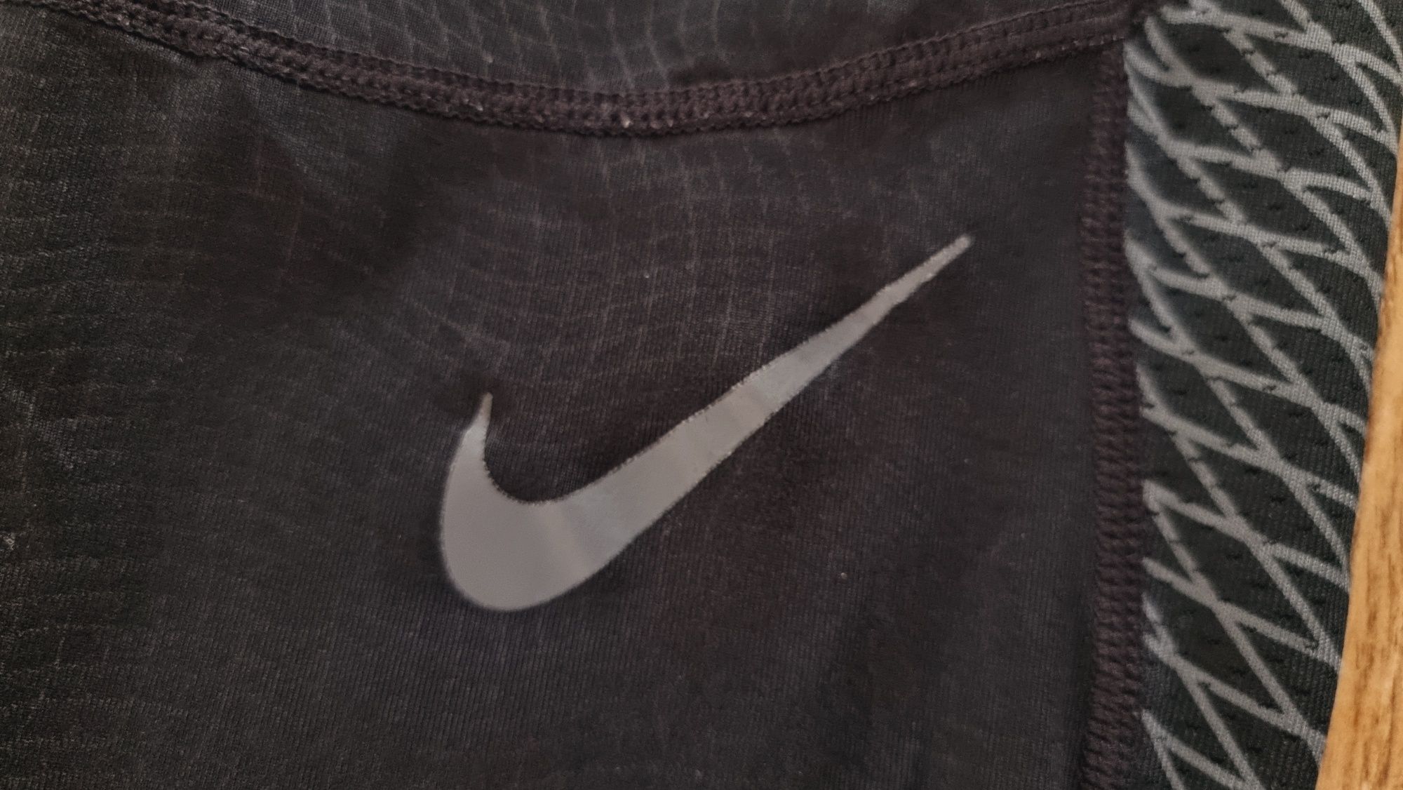 Legginsy kompresyjne Nike Pro Hypercool Compression