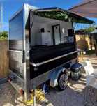Food Truck/Roulote de Street Food totalmente equipada – como nova