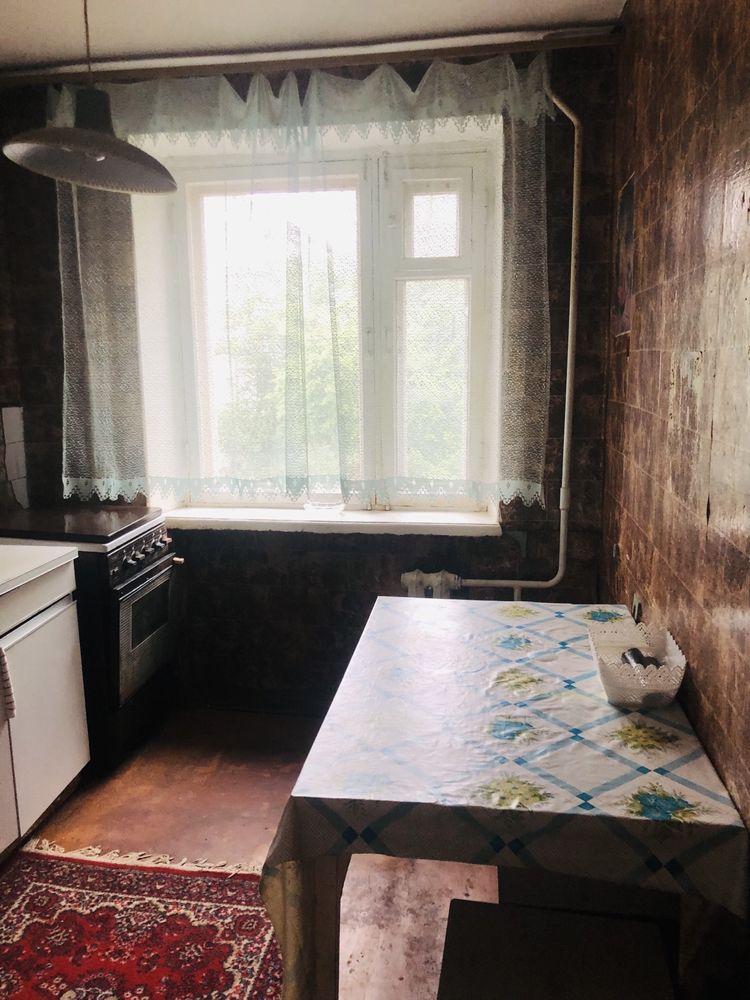 Трехкомная квартира в городе Чернигов