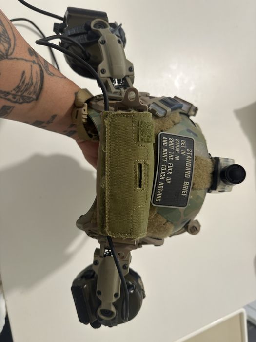 Capacete Airsoft + acessorios